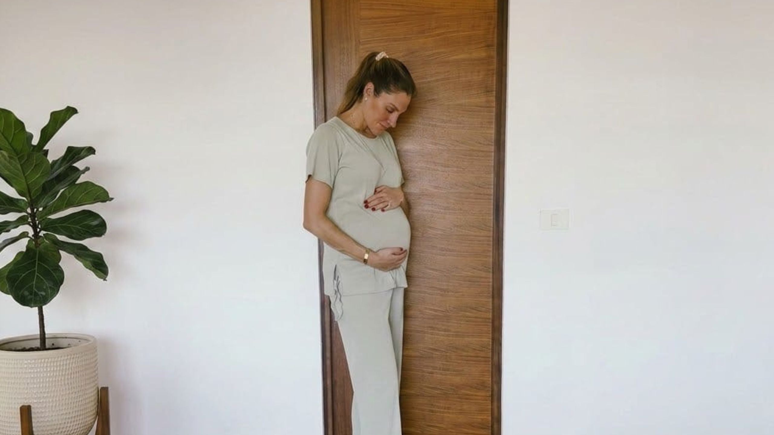 Relaciones sexuales en el postparto: lo que nadie te cuenta (pero todas quieren saber) by Bety Hernández