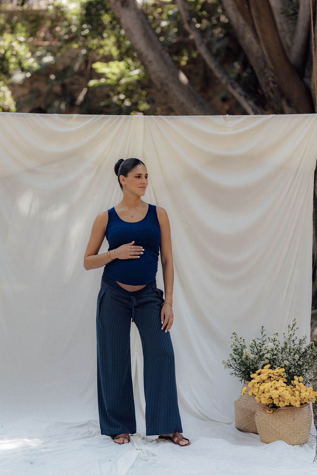 Low Rise Pants para embarazo: la tendencia que está cambiando la forma de vestir la pancita