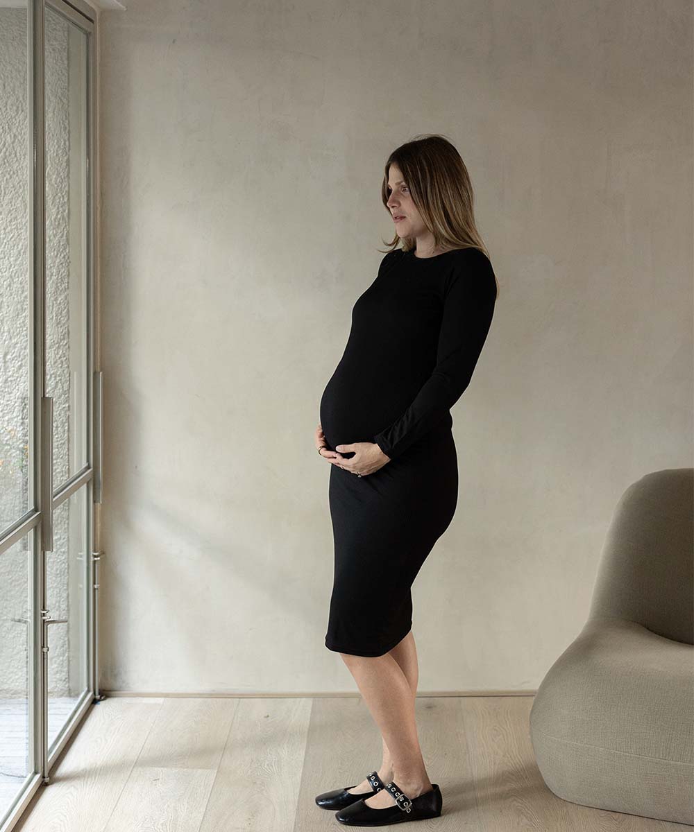 FITTED LONG SLEEVE BLACK DRESS