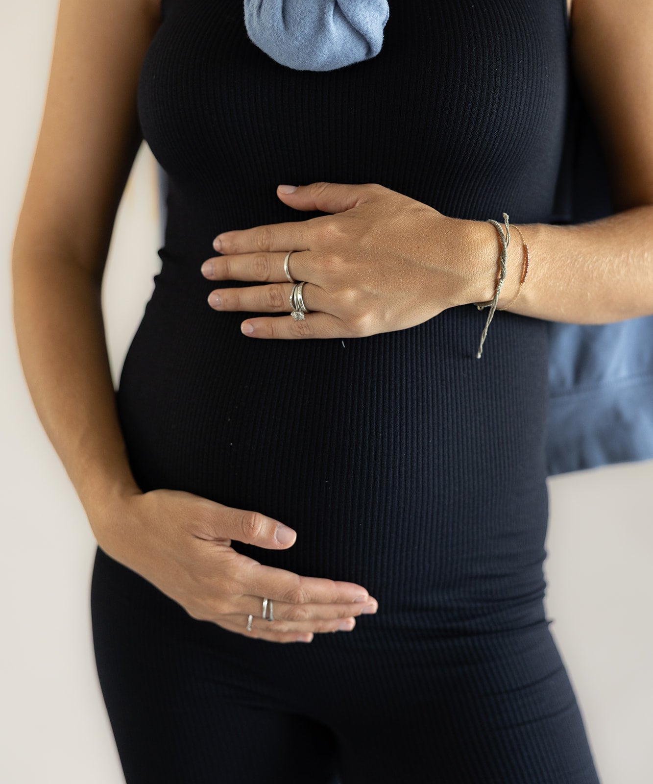 PREGGO SUIT
