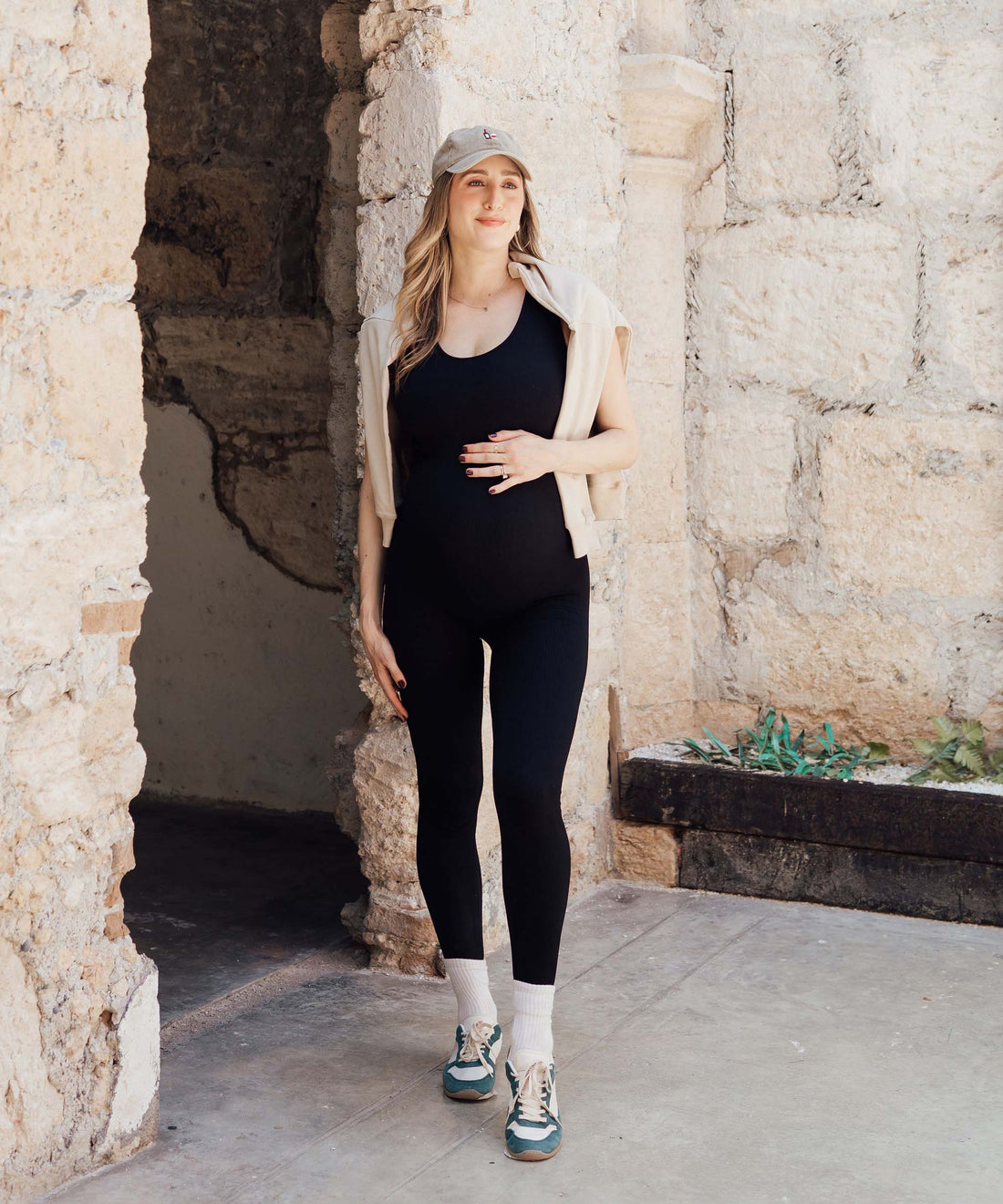 PREGGO LONG SUIT