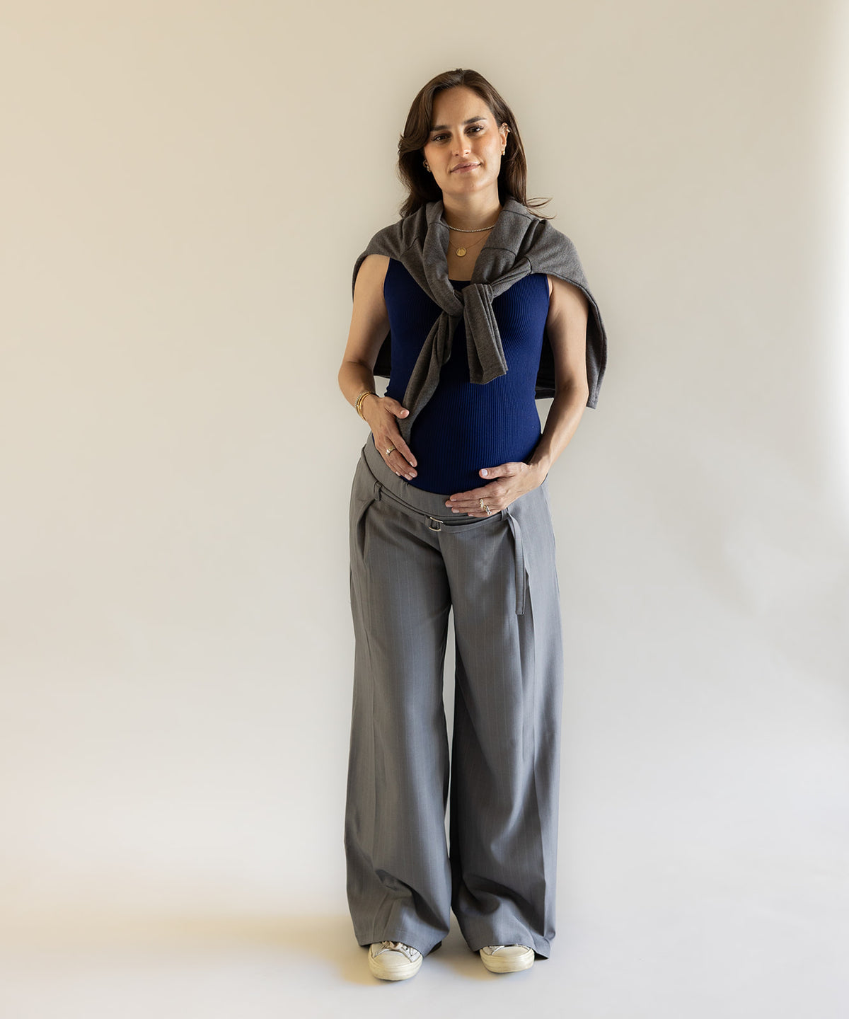TAILORED LOW RISE PANTS GRAY