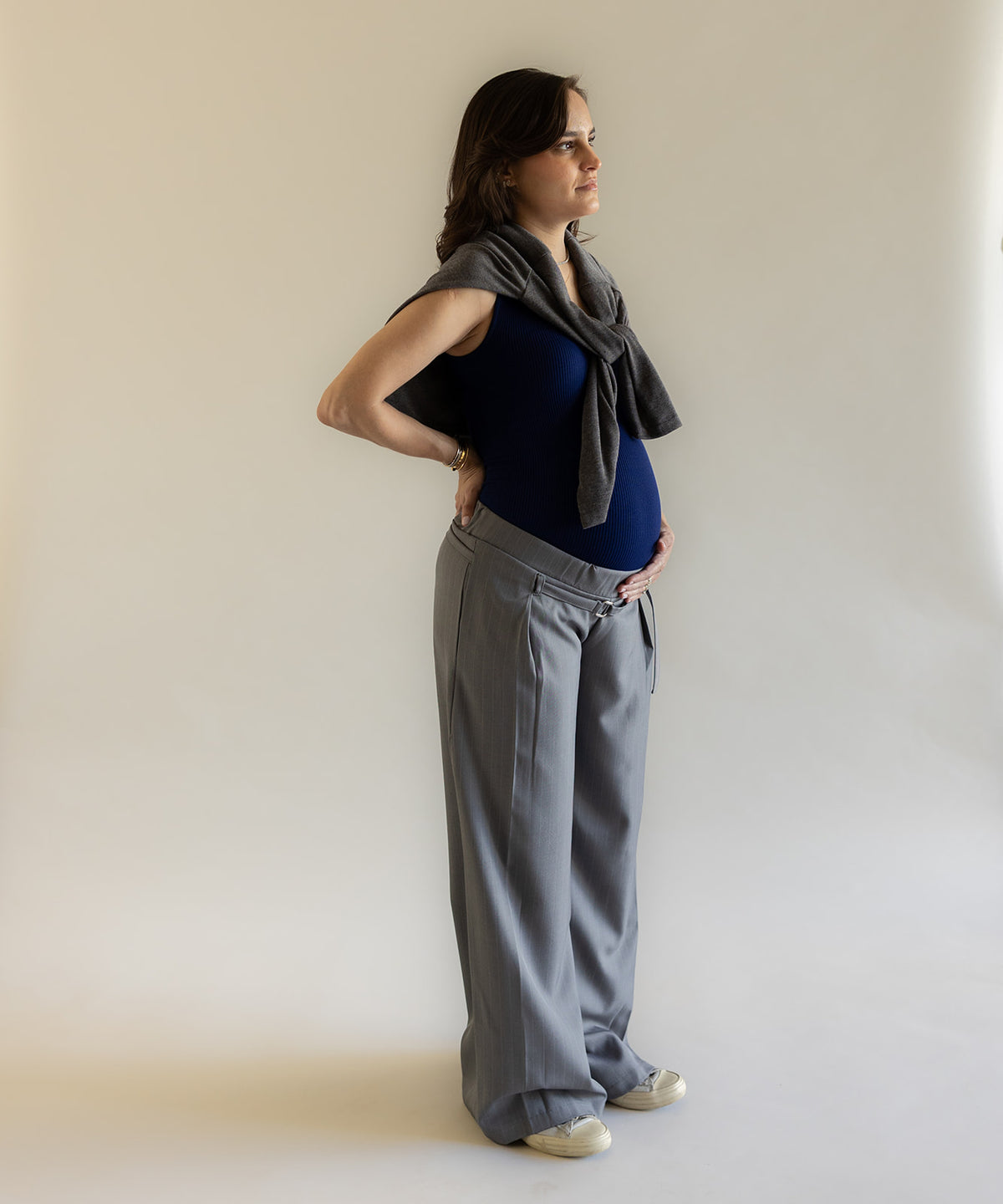 TAILORED LOW RISE PANTS GRAY